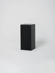 Cube 4 / 18" x 39" / Black