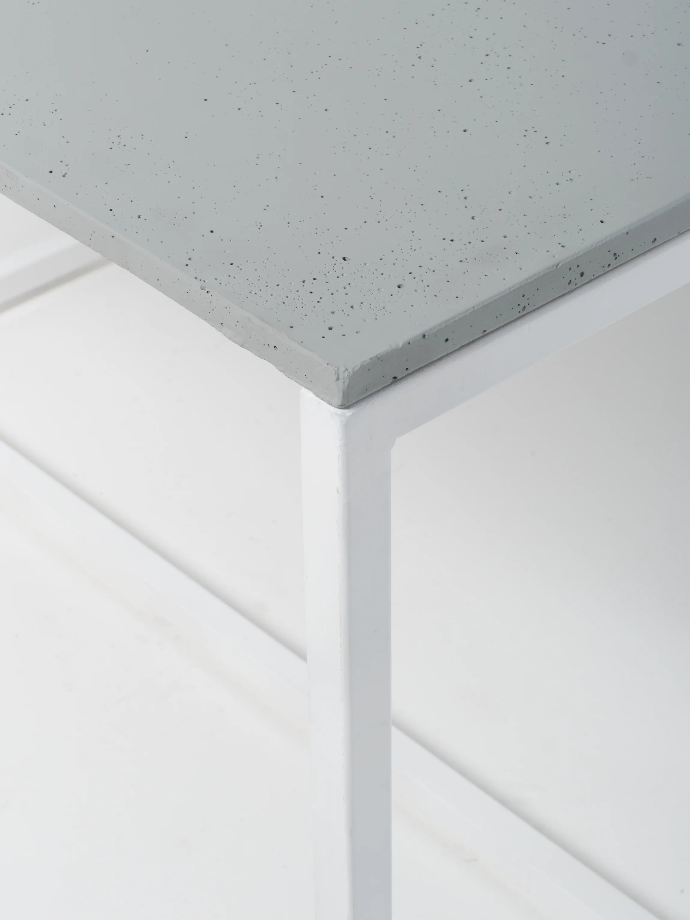 Table 5 / Square / White / Architectural Concrete