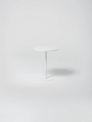 Table 19 / Round / White