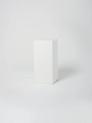 Cube 4 / 18" x 39" / White