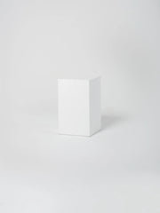 Cube 7 / 18" x 29" / White