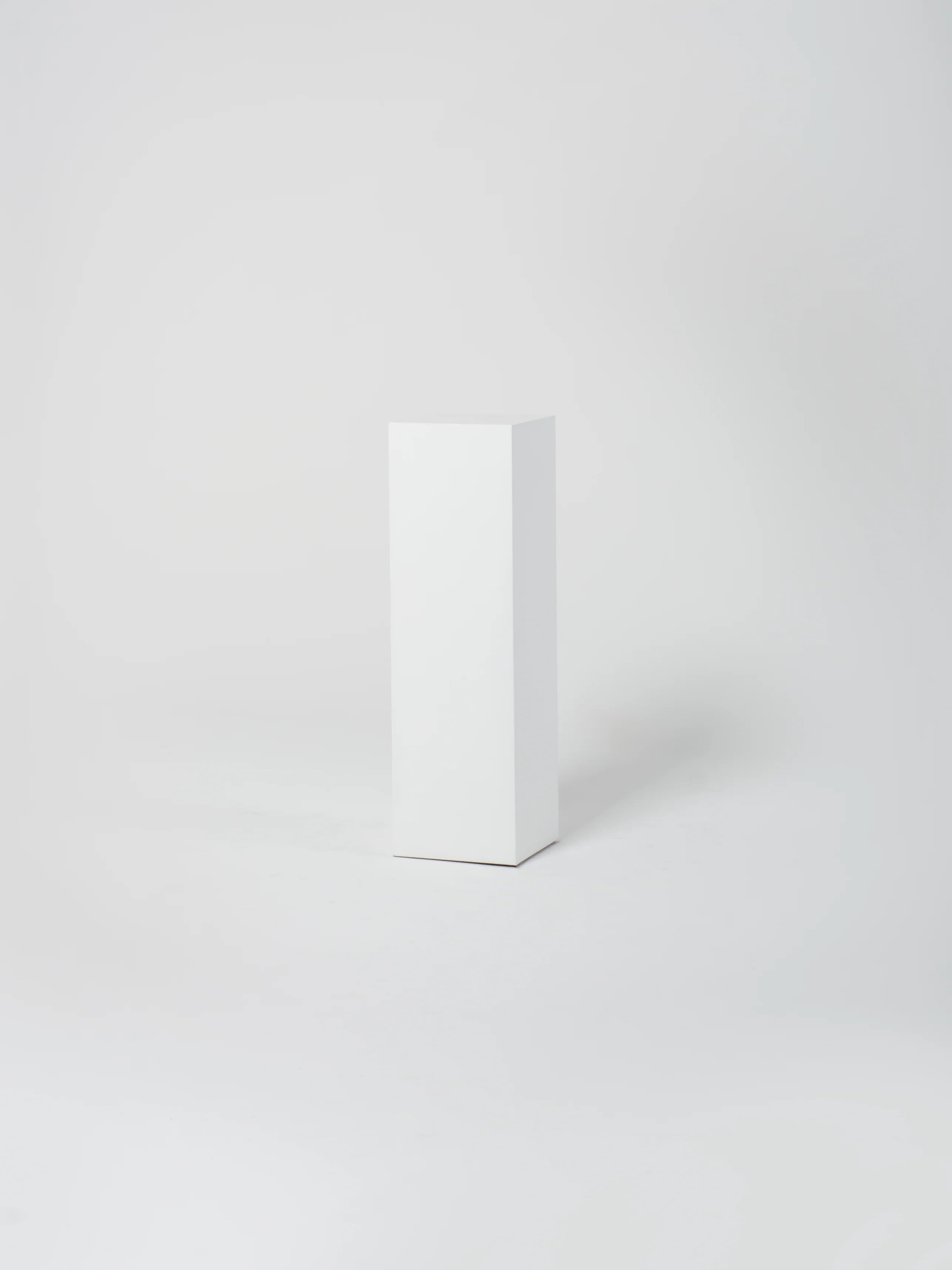 Cube 1 / 12" x 39" / White