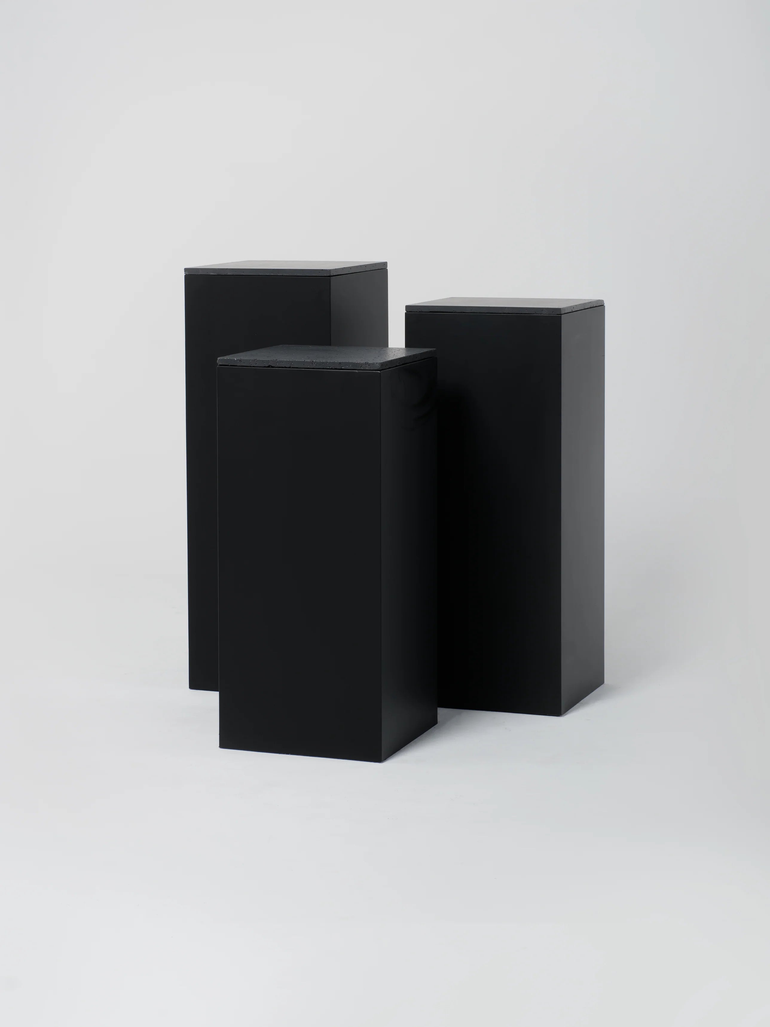 Cube Set 4 / 18" / Black / Anthracite Concrete