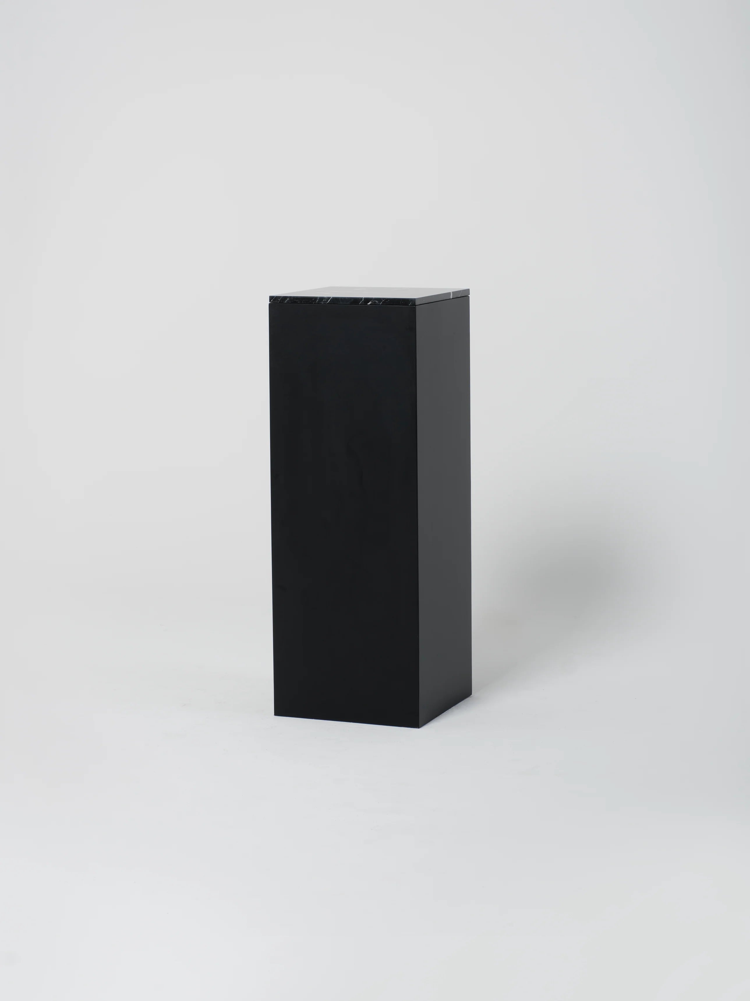 Cube 6 / 18" x 47" / Black / Nero Marquina