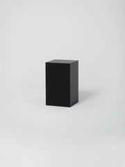 Cube 7 / 18" x 29" / Black
