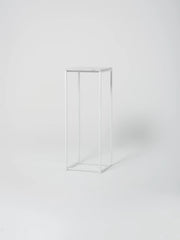 Podium 1 / 18" Square / Bianco Carrara