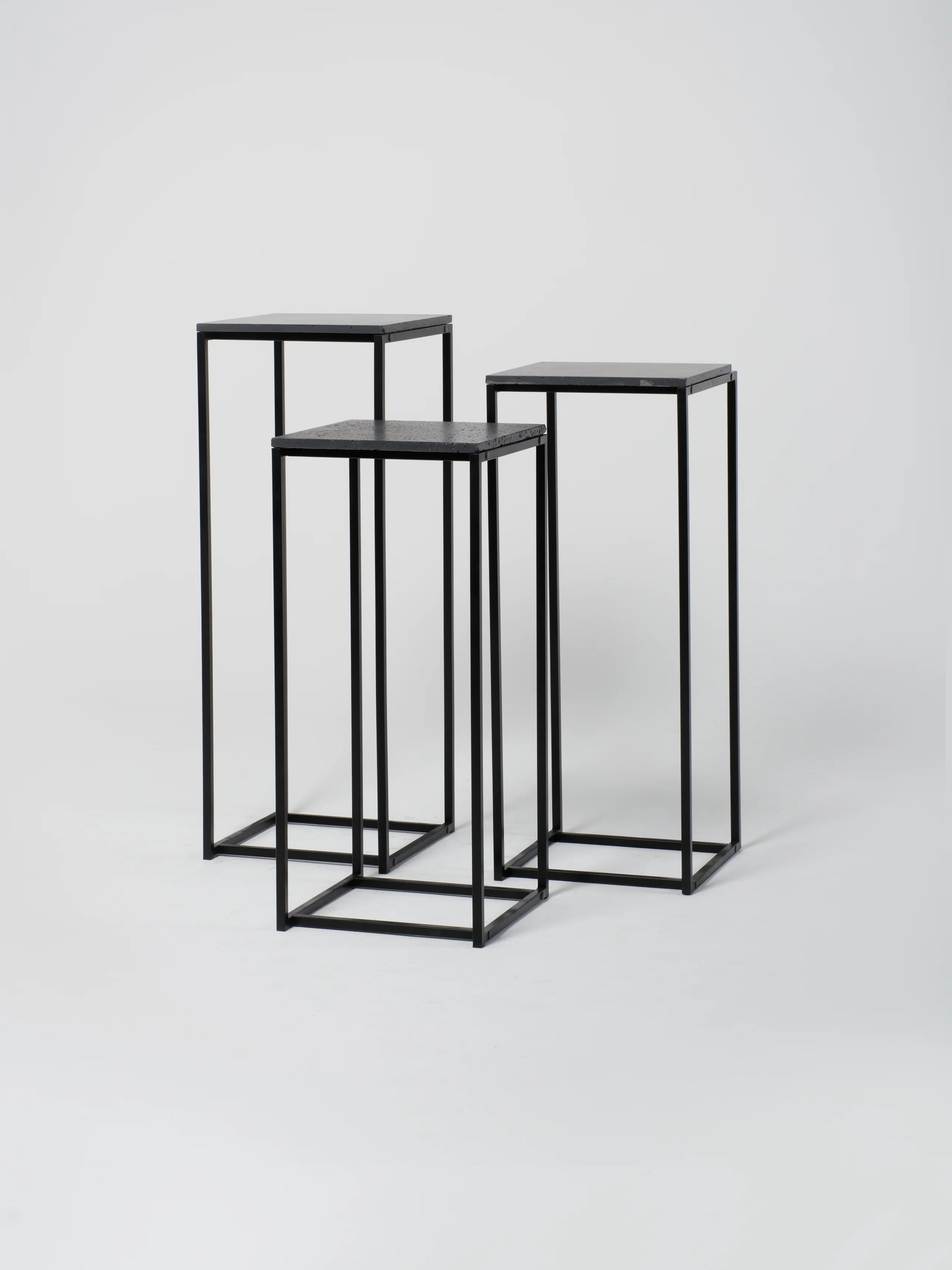 Podium Set 9 / 18" Square / Anthracite Concrete