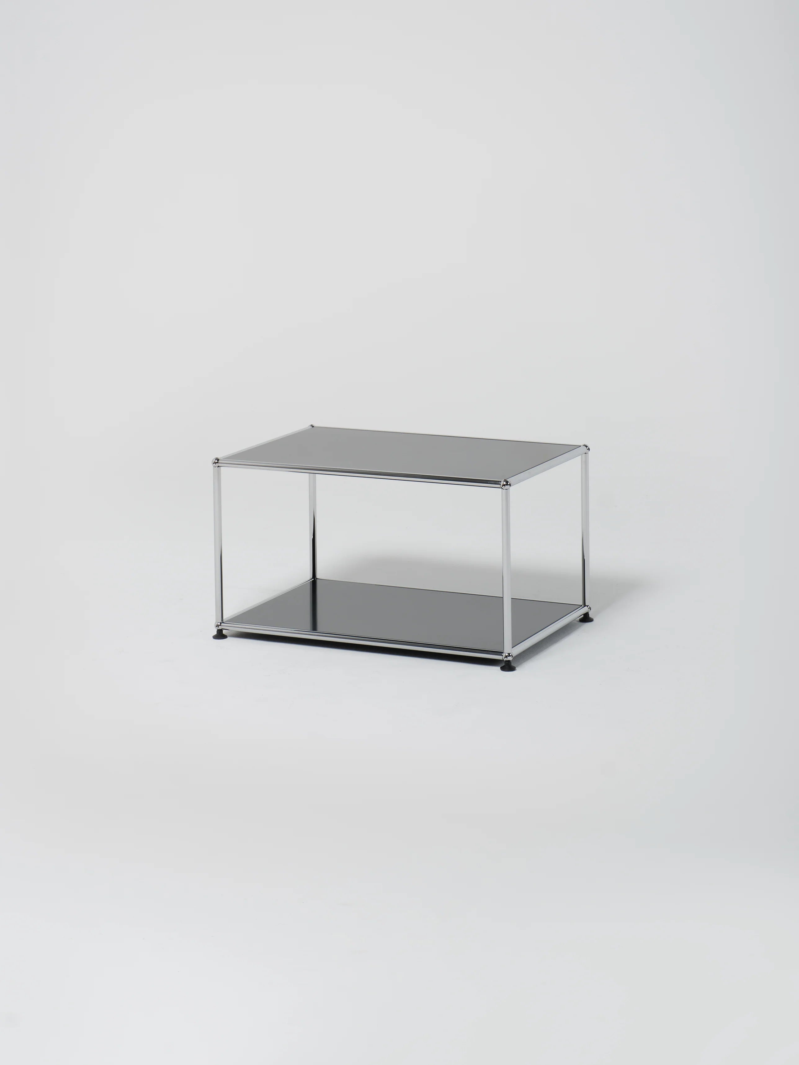USM Haller Coffee Table / Black