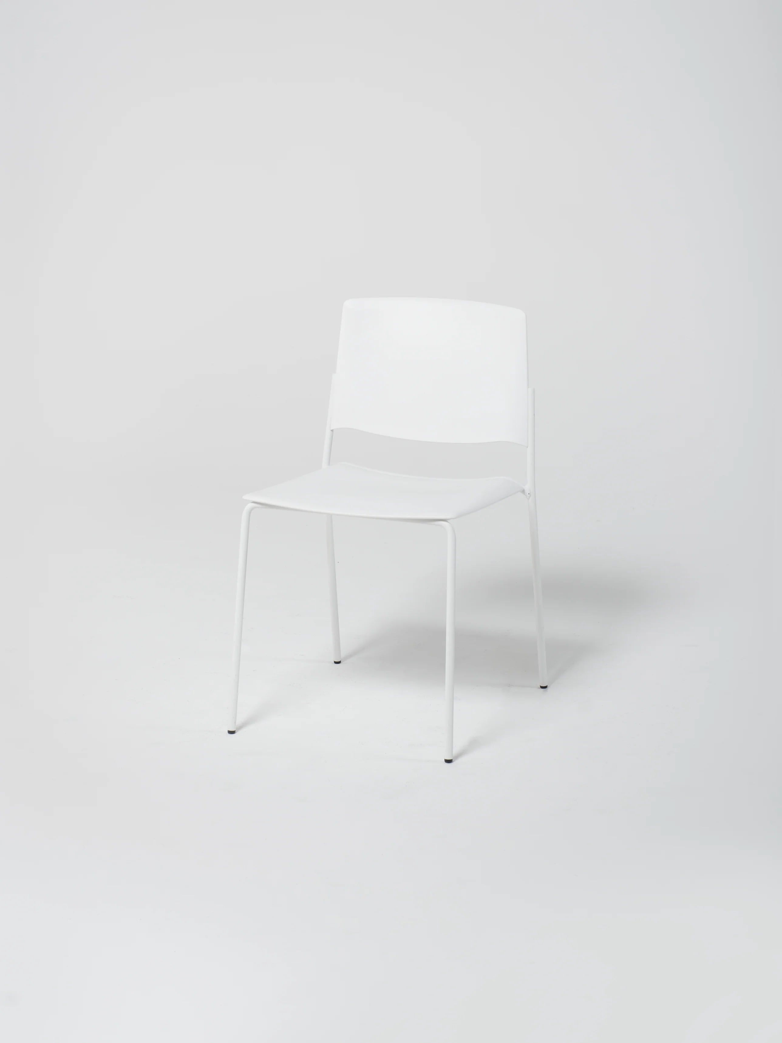 Chair 1 / White