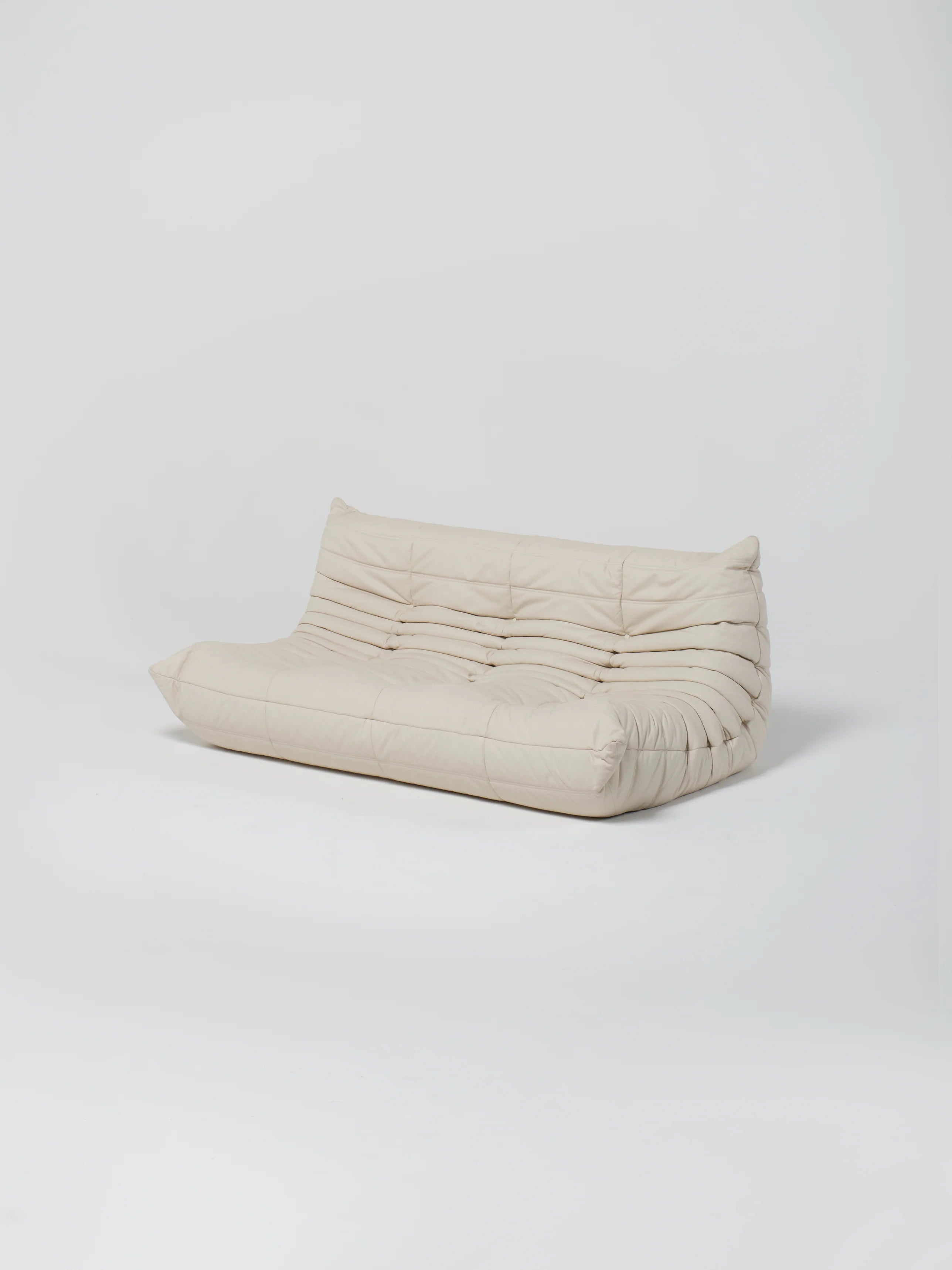 Togo Sofa / White | 3-Seater