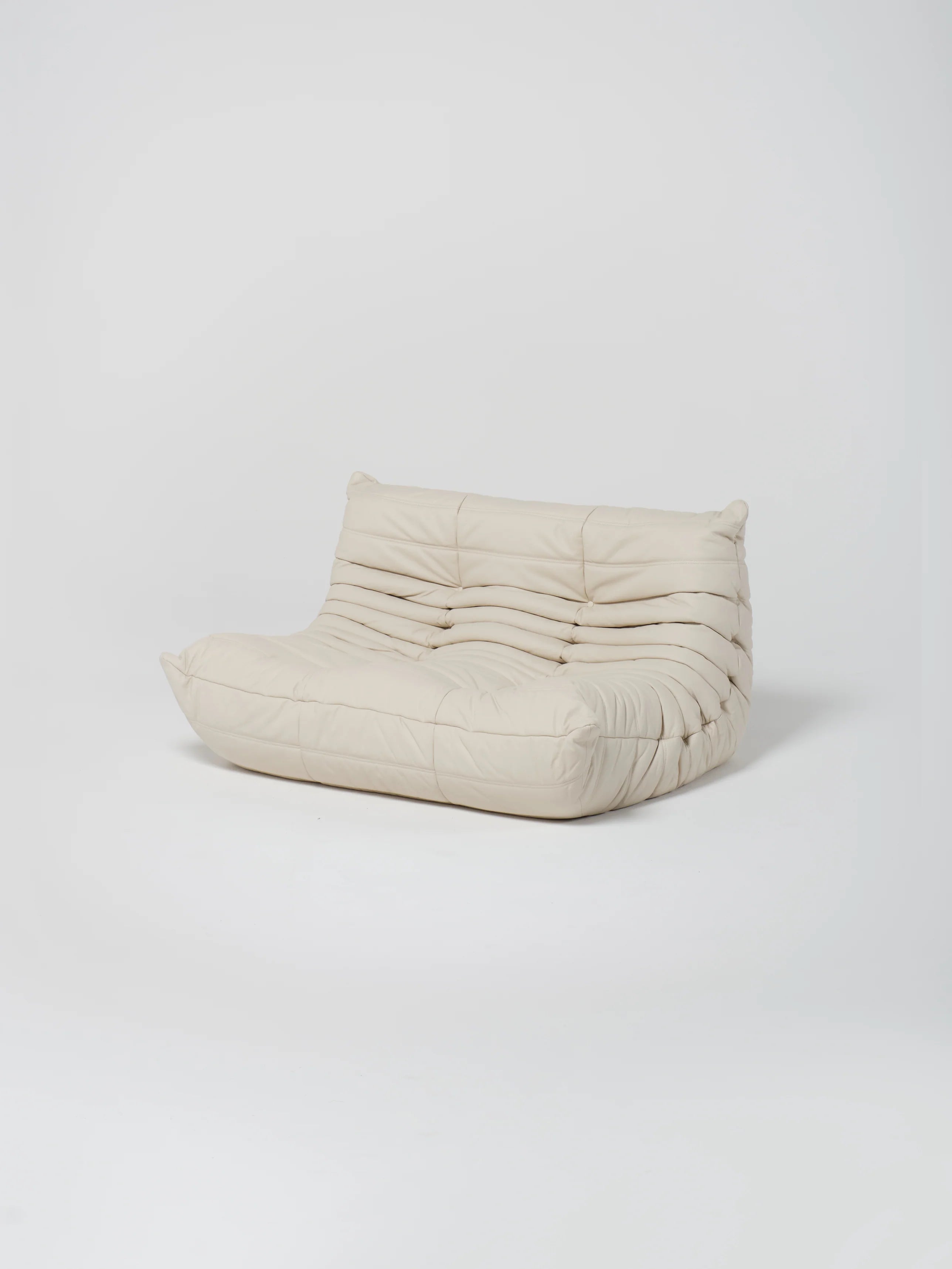Togo Sofa / White | 2-Seater